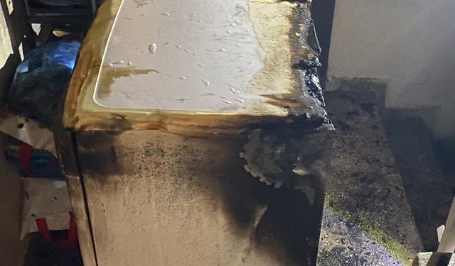 Manisa'da çamaşır makinesinden çıkan yangın paniğe neden oldu