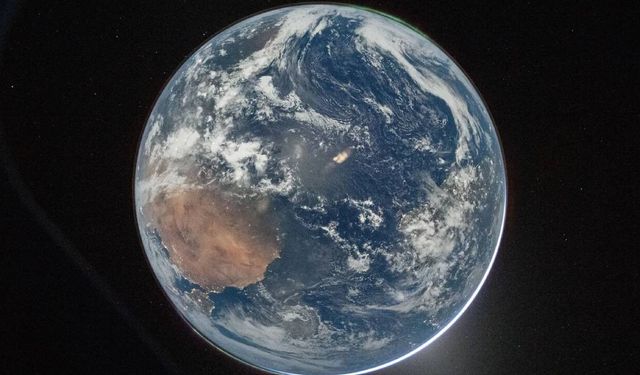 Artemis II’den Dünya karesi: Uzaydan büyüleyen görüntü