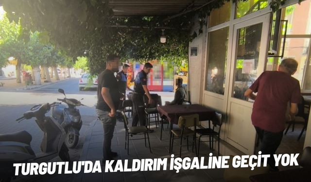 Turgutlu'da kaldırım işgaline geçit yok