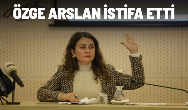 Özge Arslan, Yunusemre Belediye Başkan Yardımcılığı görevinden istifa etti