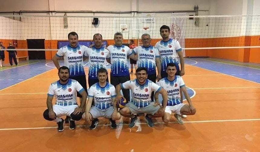 Sarıgöl’de Kaymakamlık Voleybol Kupası heyecanı başladı