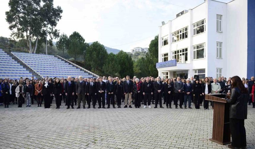 MCBÜ’de Atatürk’ü anma programlarına yoğun ilgi