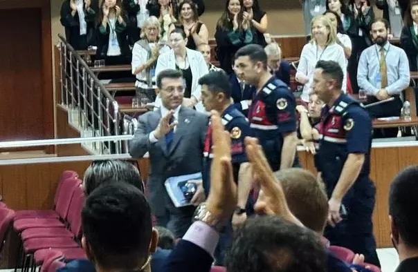 Ekrem Imamoglu Akin Gurlek Davasinda Ceza Aldi 18853768 2350 M