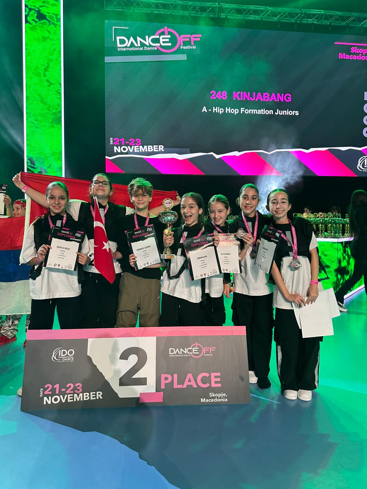 I M G 20251126 W A0105