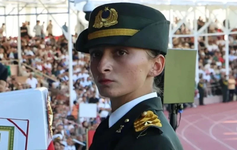 69C0E87420B36752 W1200Xh760