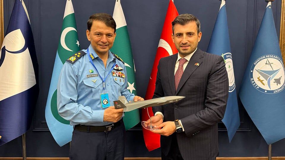 Baykar Ile Pakistan Arasinda Isbirligi Anlasmasi