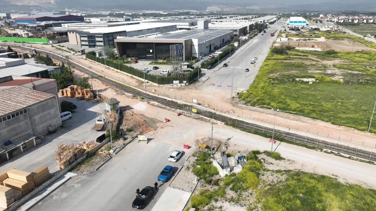 Whatsapp Image 2025 04 22 At 131127 2-1