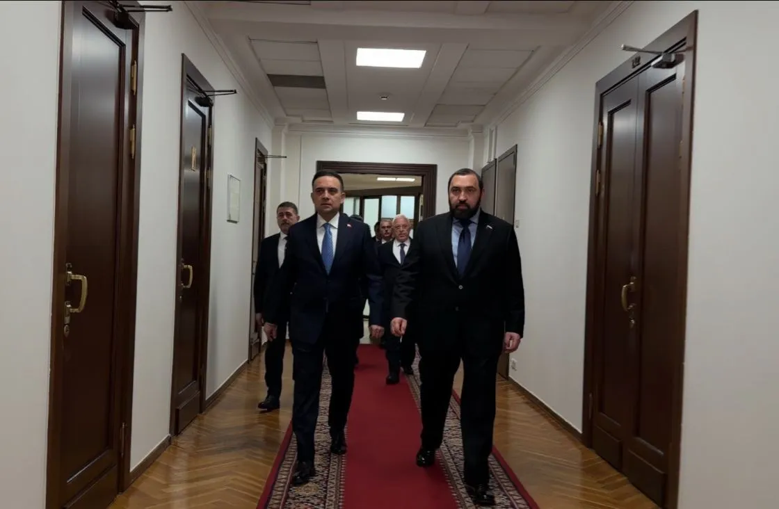 5Ab26175 B3F0 49Bb 9731 4A429D43237C