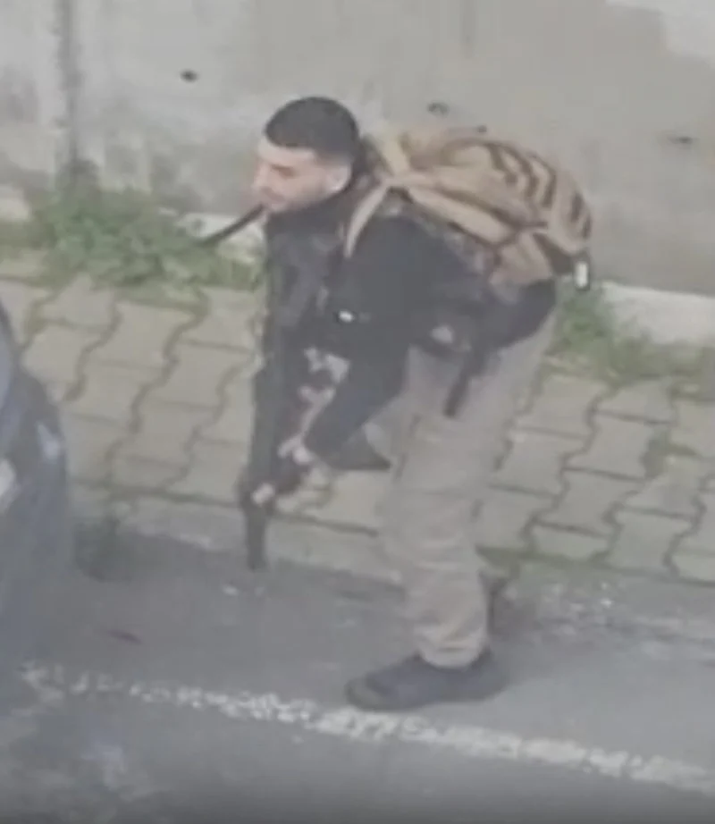 69D4Dba82024E362 W1200Xh1383