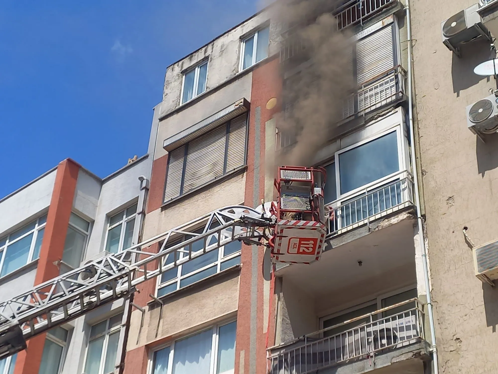 A A 20260419 41152987 41152979 M A N I S A D A A P A R T M A N D A C I K A N Y A N G I N D A B I R K I S I Y A R A L A N D I M A H S U R K A L A N G O R M E E N G E L L I M E R D I V E N L E K U R T A R I L D I