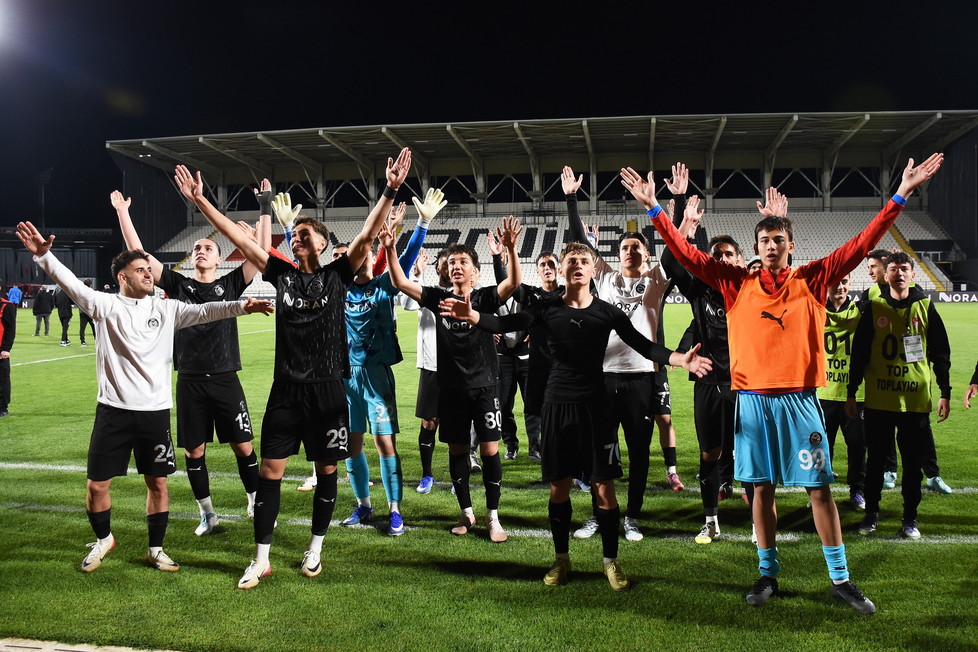 A W697169 01