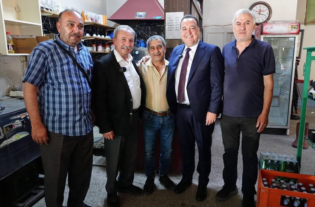 Salihli’deyiz.belediye Başkanımız Mazlum Nurlu Ile Birlikte, Sel Afetinden Etkilenen Vatandaşlar (3)