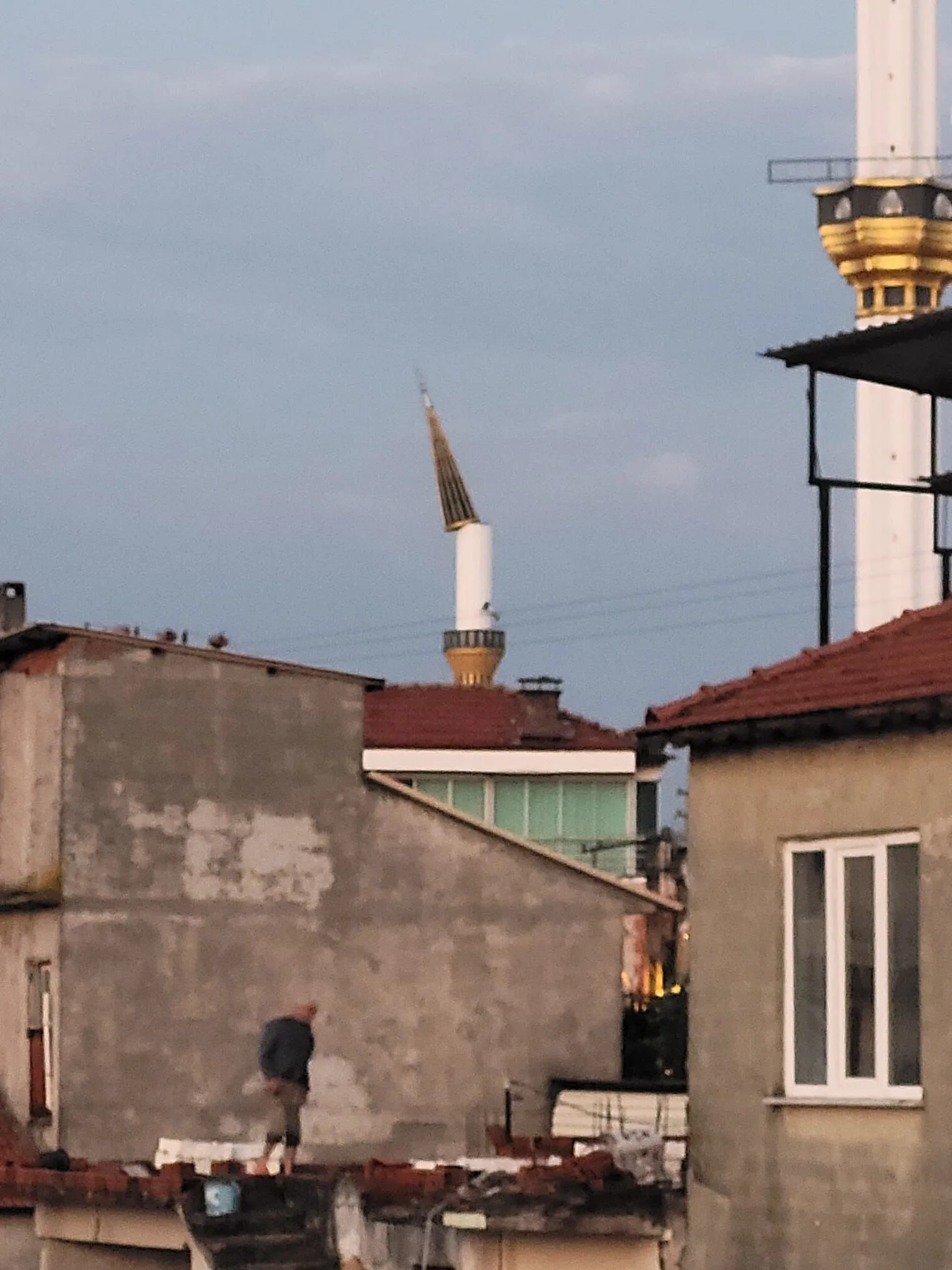 Manisada Saganak Ve Firtina Etkili Oldu 2