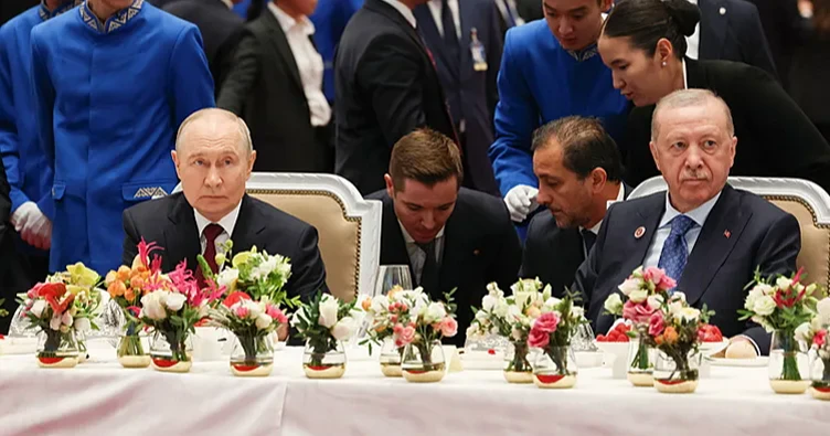 0F503992 Cumhurbaskani Erdogan Putin Ile Biskekte Bir Araya Geldi