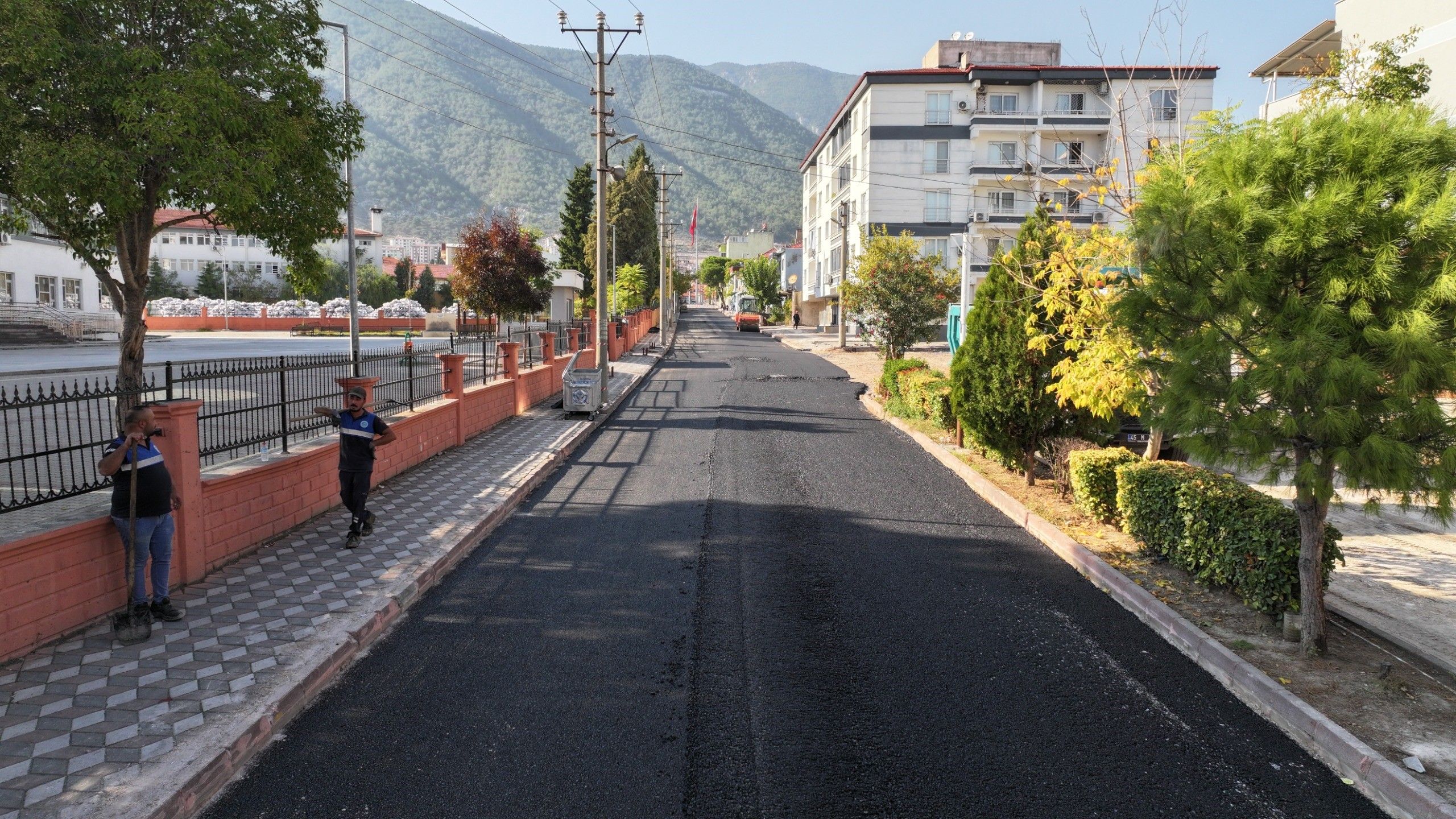 A W818581 04